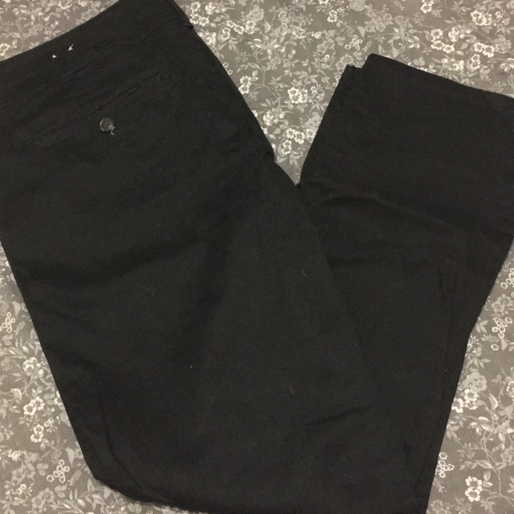 Black skinny pants